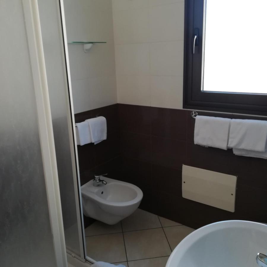 La Locanda Del Mare B&B La Caletta Bagian luar foto